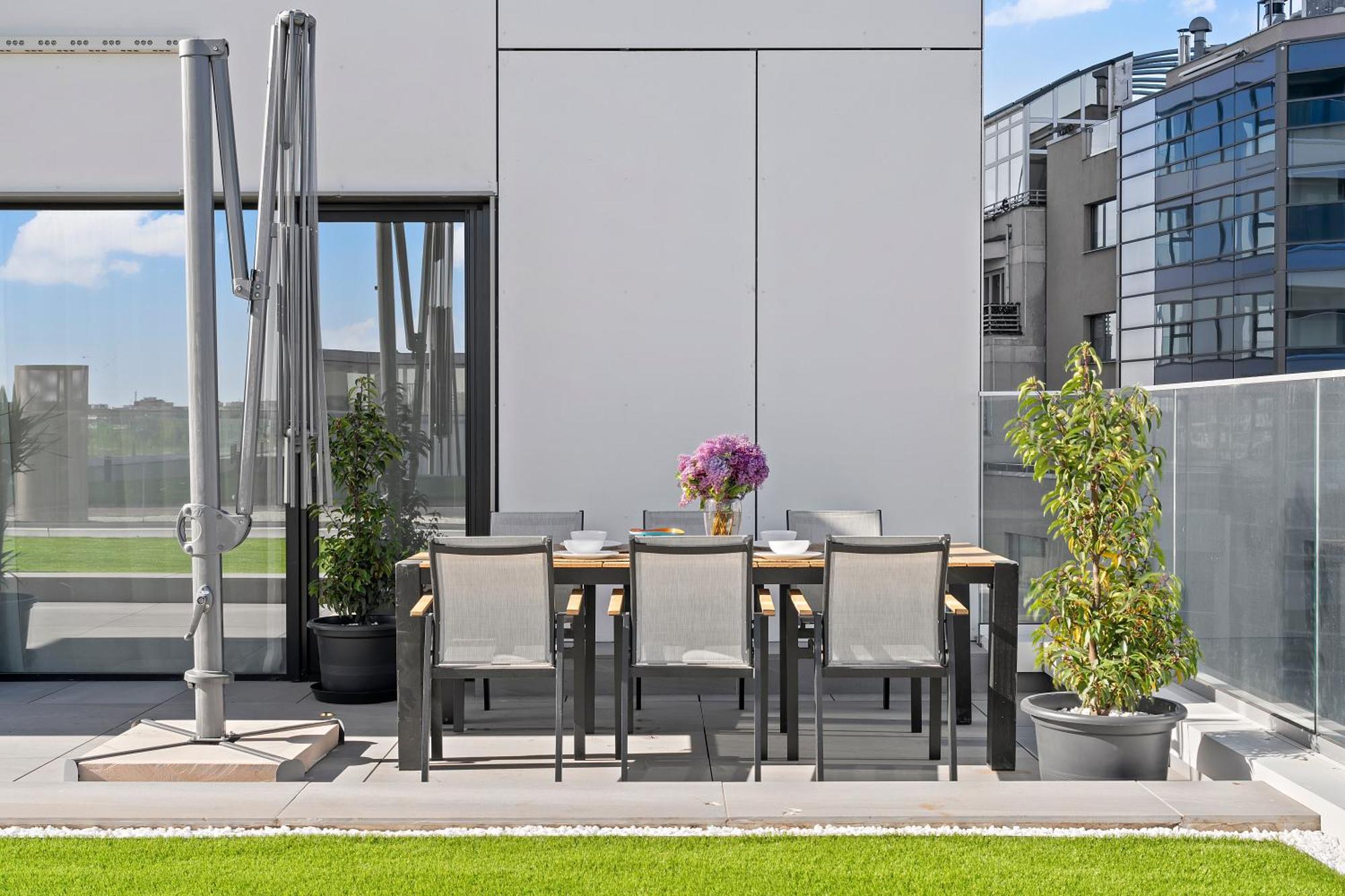 One Verdi Luxury Apartments Бухарест Экстерьер фото