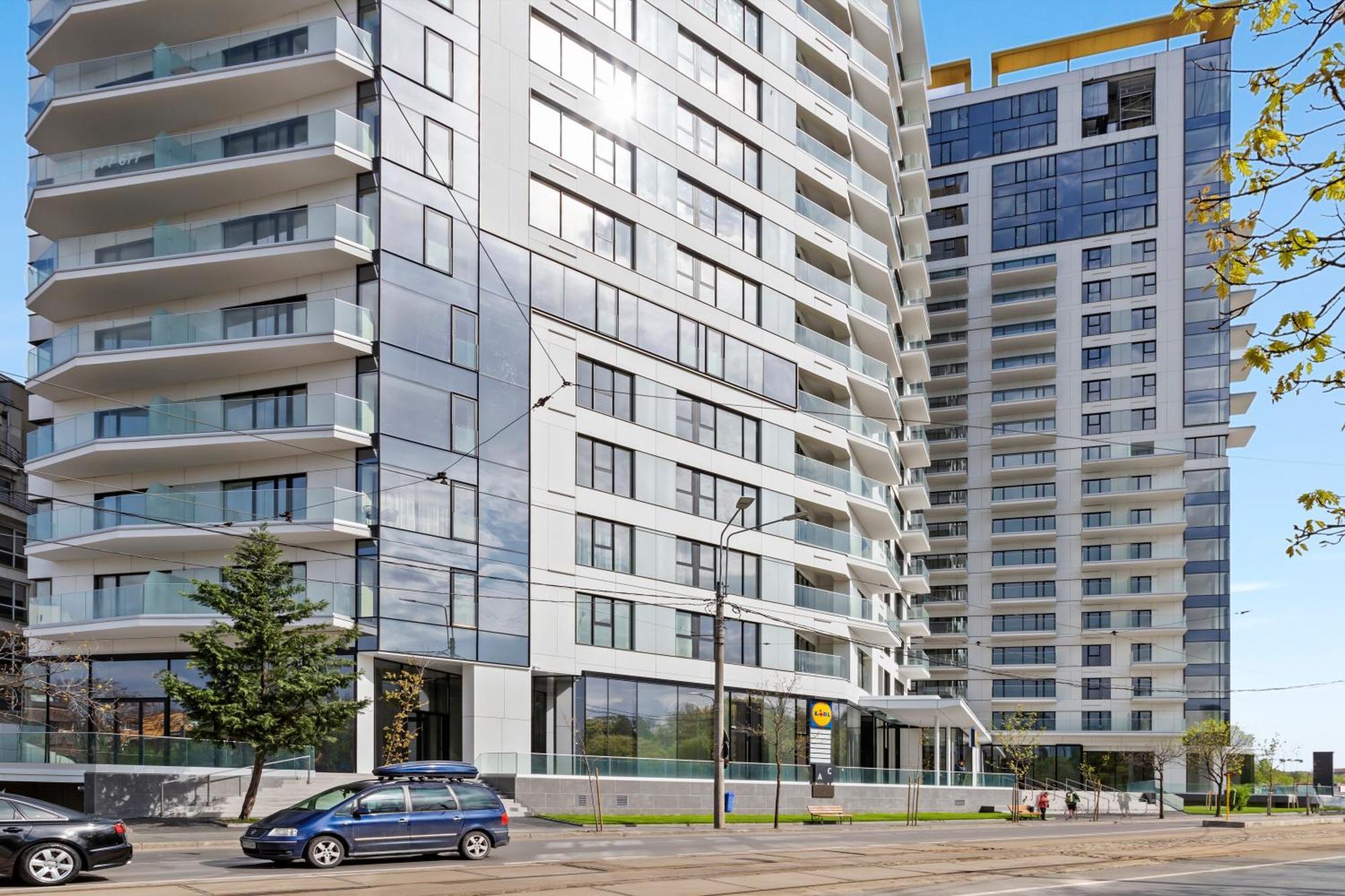 One Verdi Luxury Apartments Бухарест Экстерьер фото