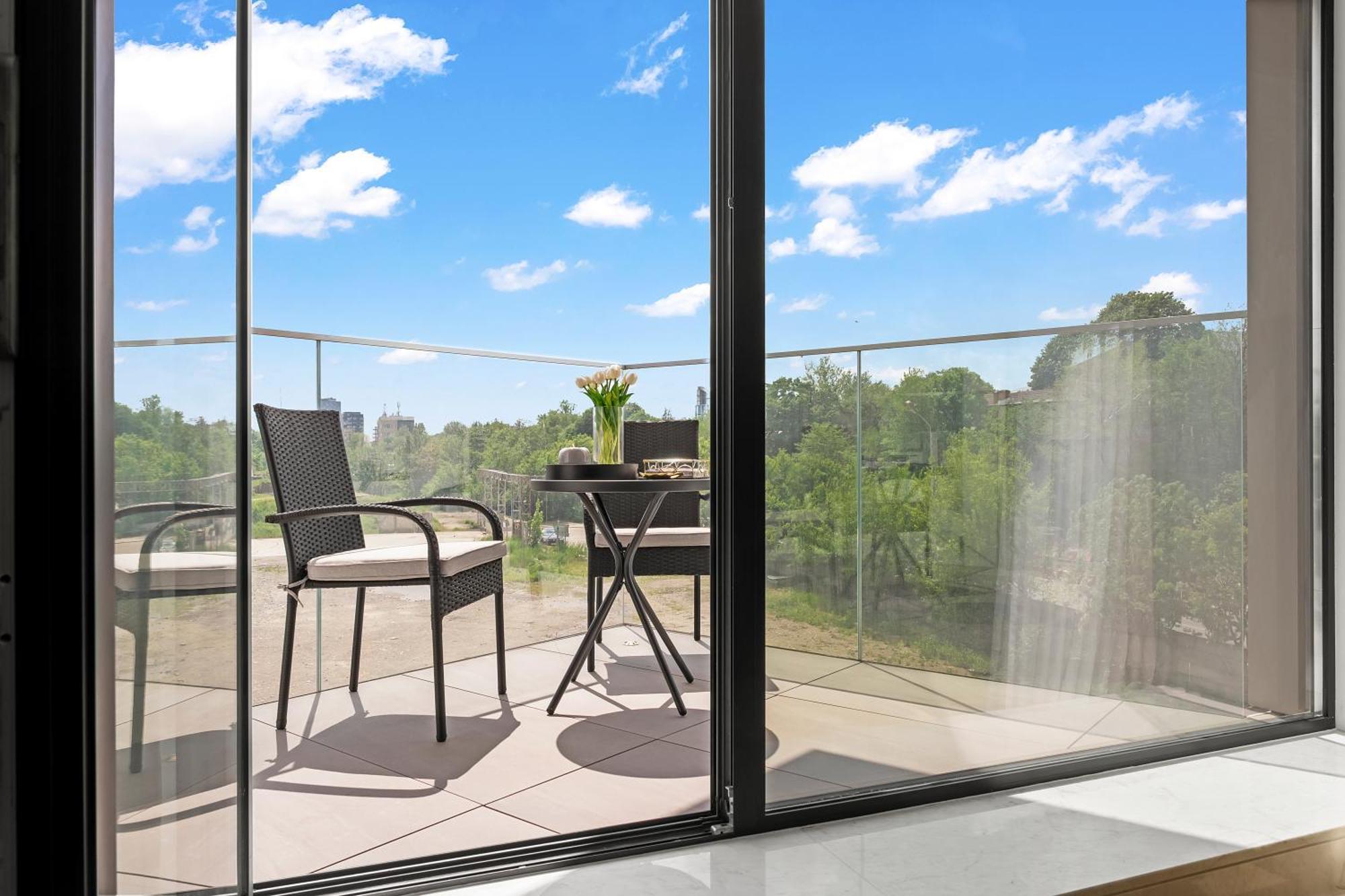 One Verdi Luxury Apartments Бухарест Экстерьер фото