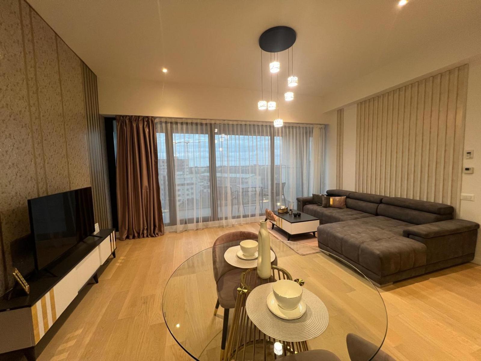 One Verdi Luxury Apartments Бухарест Номер фото