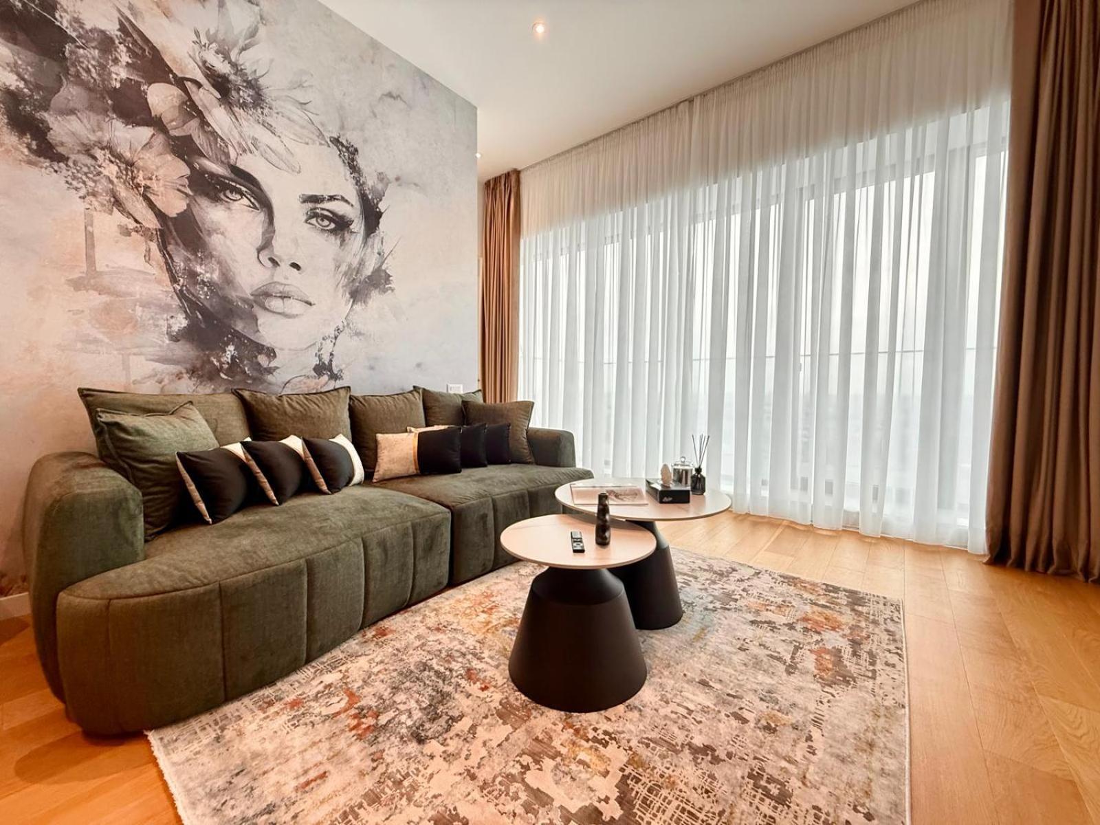 One Verdi Luxury Apartments Бухарест Экстерьер фото